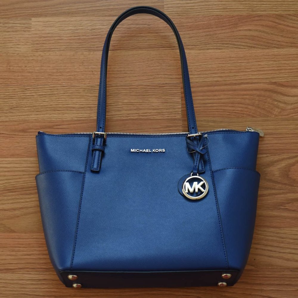 MICHAEL Michael Kors Jet Set Large Crossgrain Leather Tote